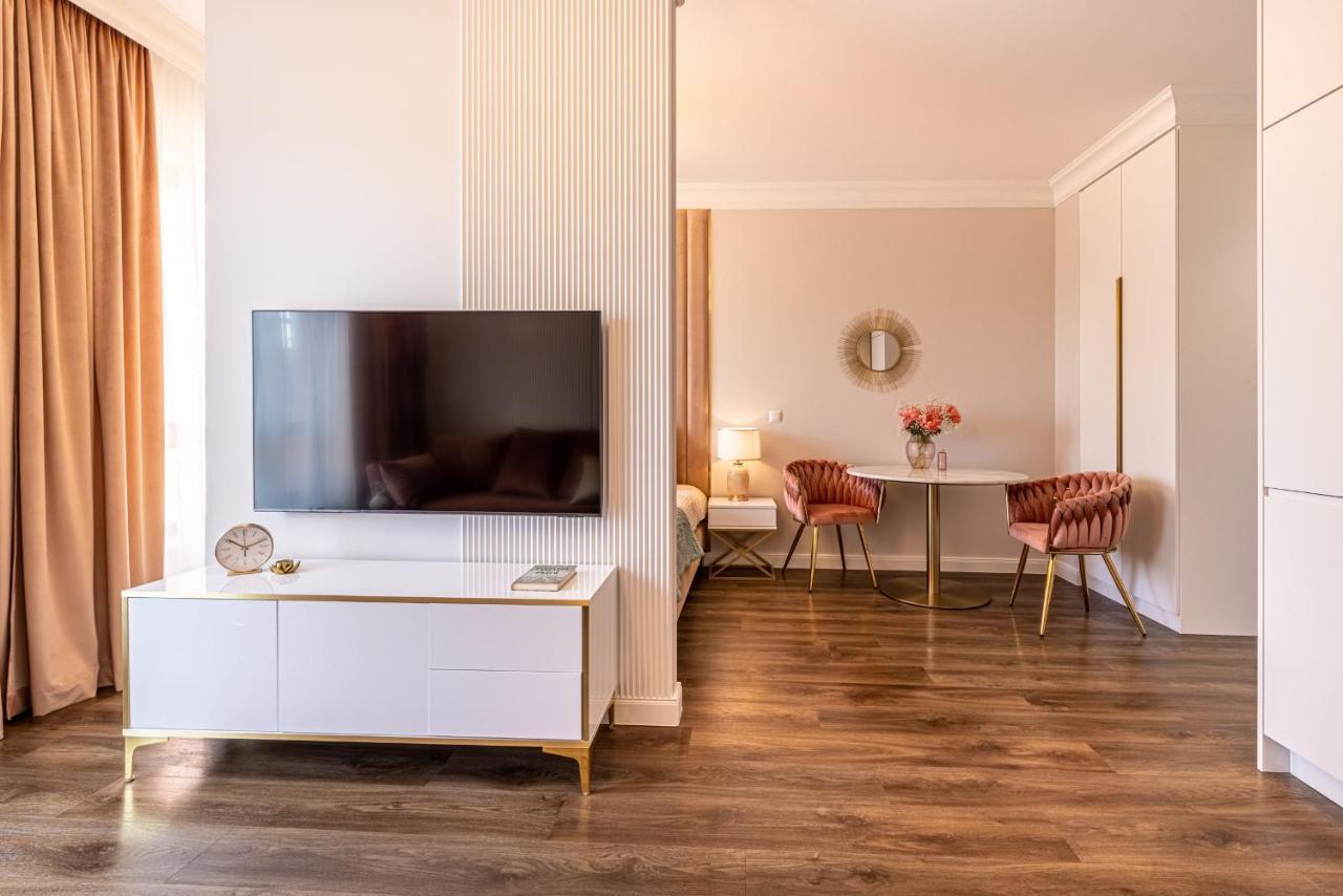 Zloty Lotos-Srodmiescie Z Darmowym Parkingiem Apartment Gdansk Ngoại thất bức ảnh